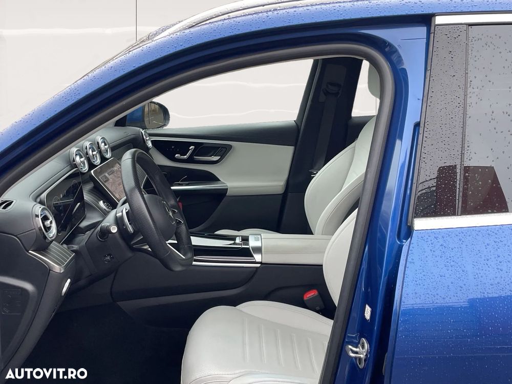 Mercedes-Benz GLC 300 4MATIC MHEV - 9