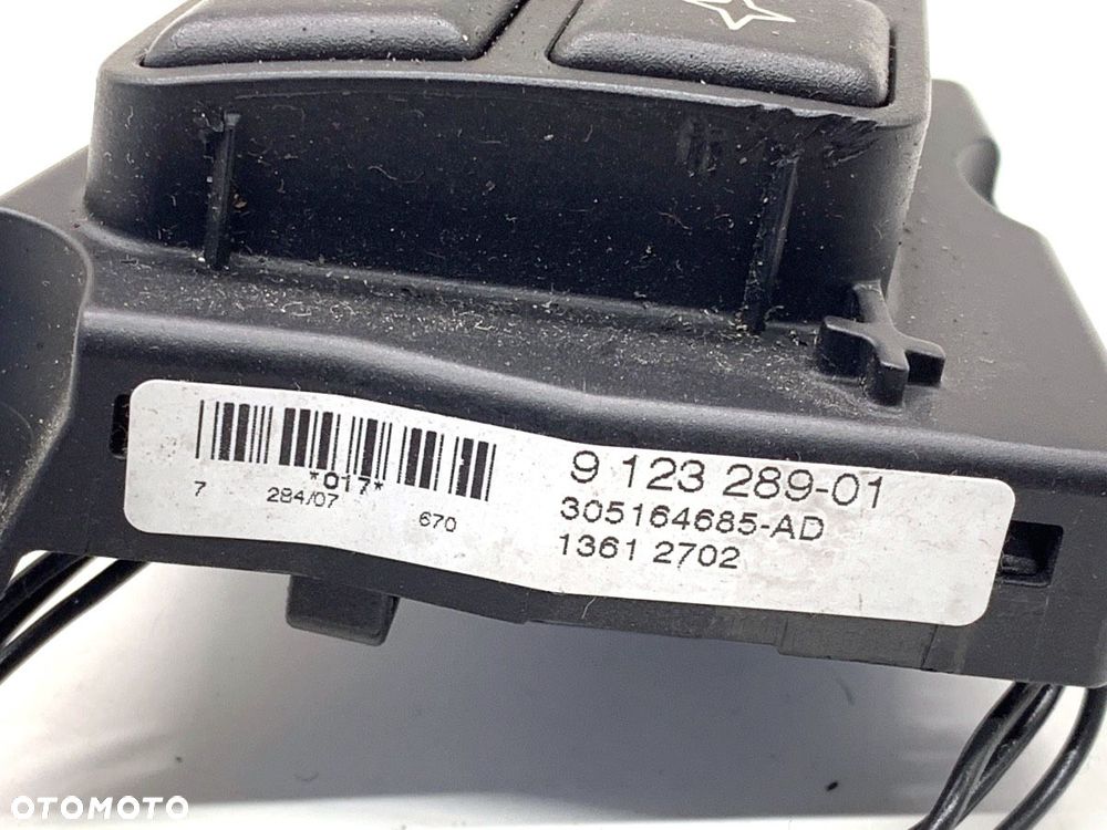 PRZEŁĄCZNIKI KIEROWNICY  BMW 1 (E87) 2003 - 2013 116 i 90 kW [122 KM] benzyna 2007 - 2011 9123289 - 4