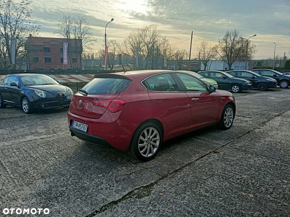Alfa Romeo Giulietta - 7