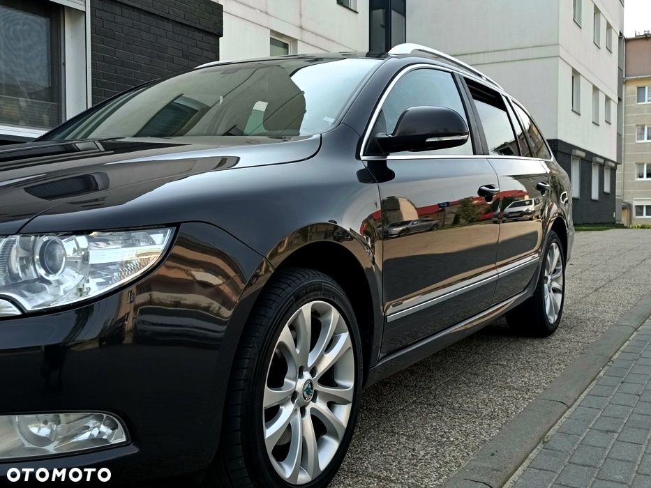 Skoda Superb 2.0 TDI DSG Exclusive - 16