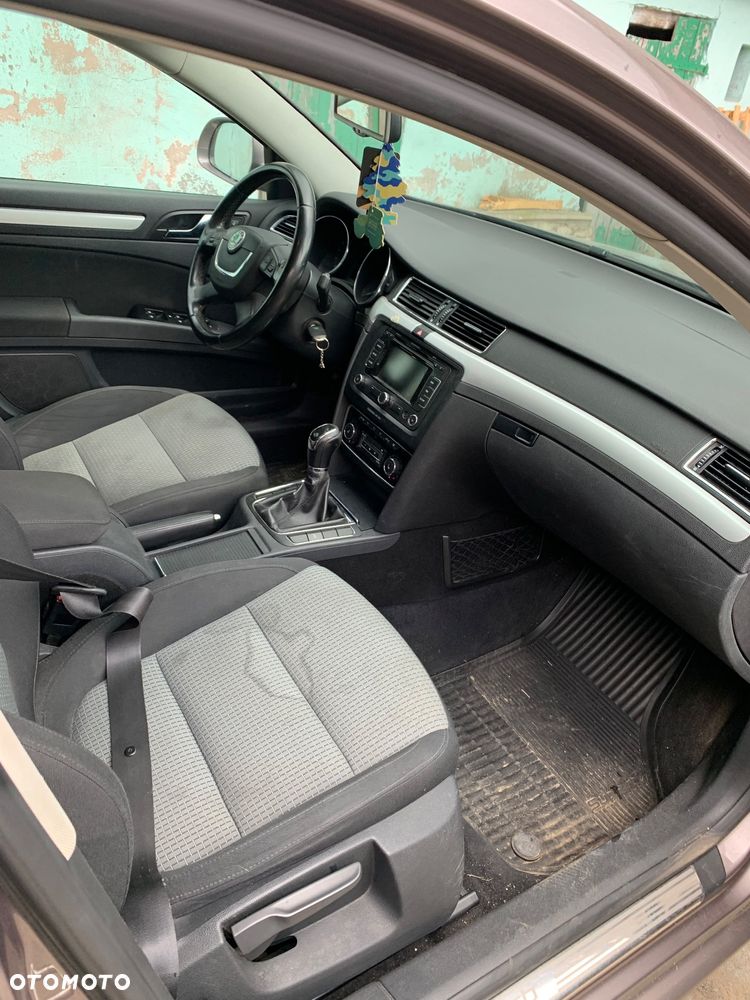 Skoda Superb 1.6 TDI Ambition Greenline - 8