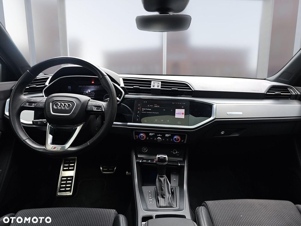 Audi Q3 Sportback - 9