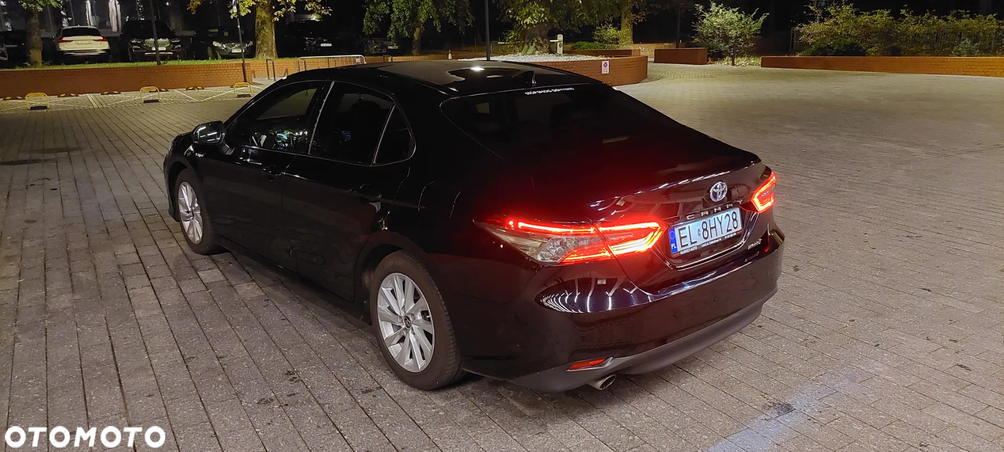 Toyota Camry - 3