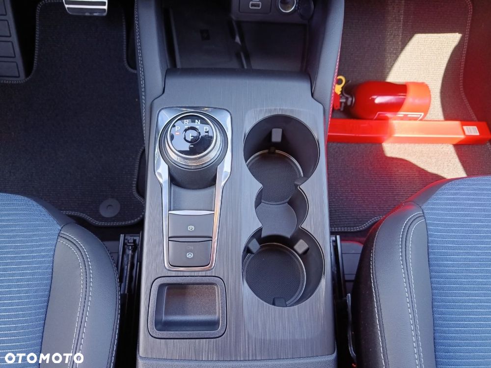 Ford Kuga - 18