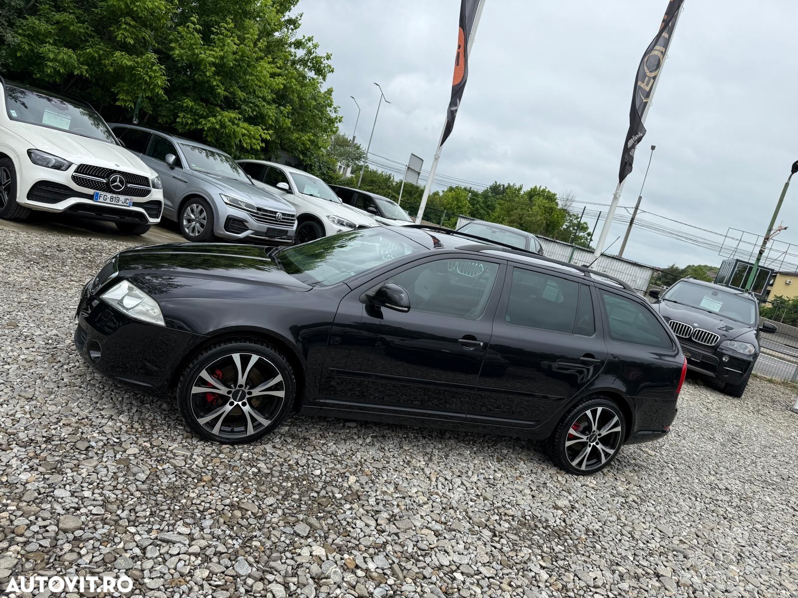 Skoda Octavia 2.0 FSI Turbo RS - 35