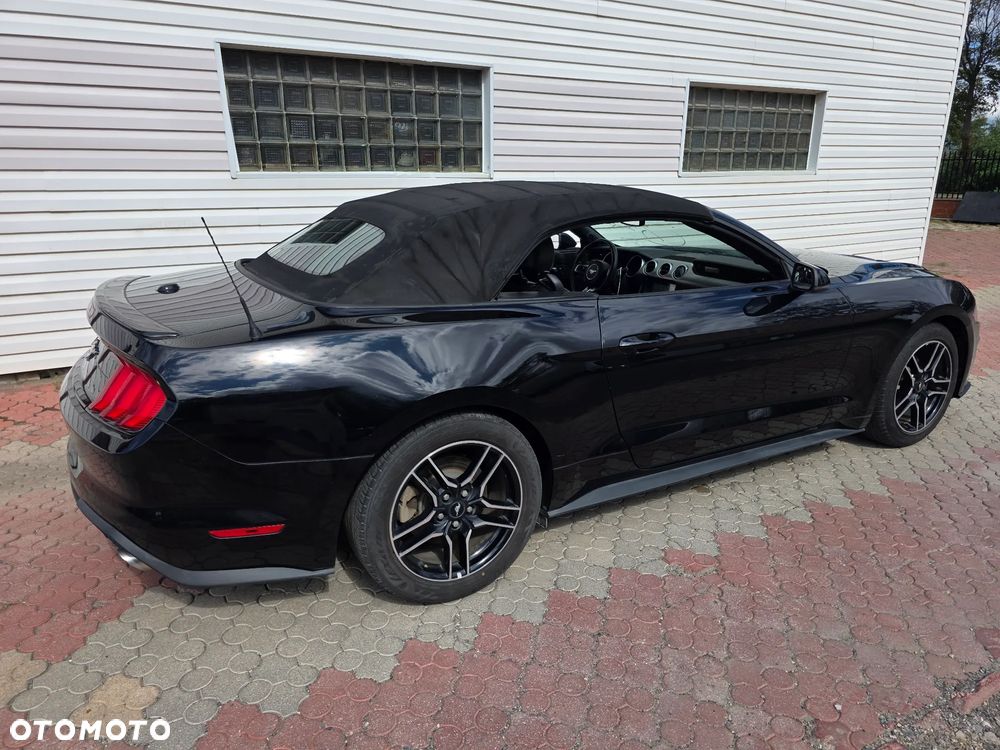 Ford Mustang Cabrio 2.3 Eco Boost - 19