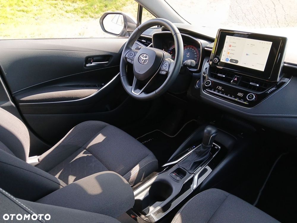 Toyota Corolla 2.0 Hybrid Comfort - 20