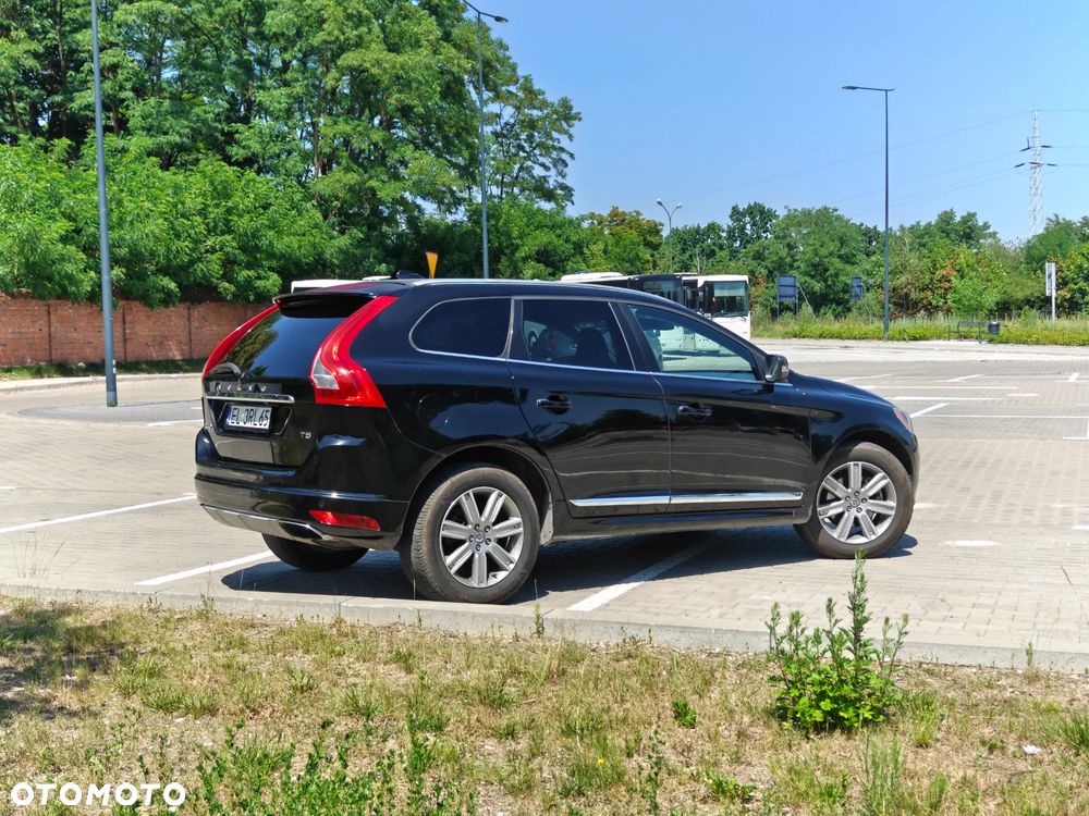 Volvo XC 60 T5 Drive-E Momentum - 9
