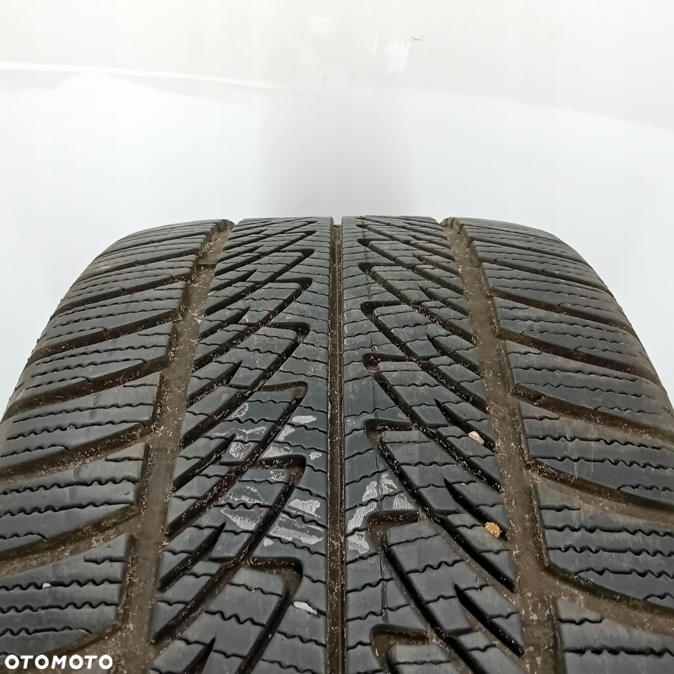 2x 285/45R20 opony zimowe Goodyear Ultragrip 8 Performance AO 6mm 81187 - 3