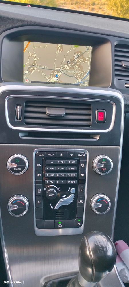 Volvo V60 - 8