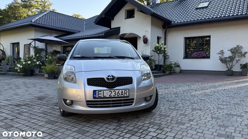 Toyota Yaris 1.3 Luna A/C - 4