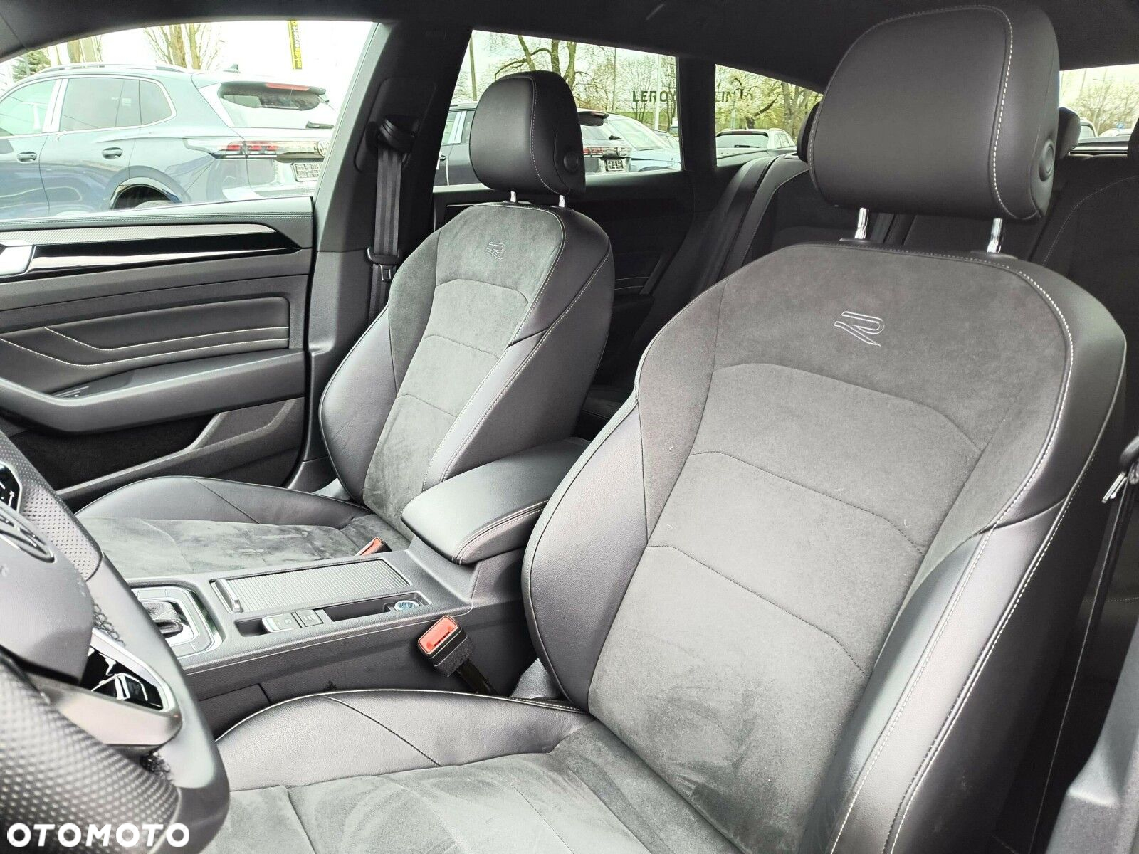 Volkswagen Arteon 2.0 TSI R-Line DSG - 11