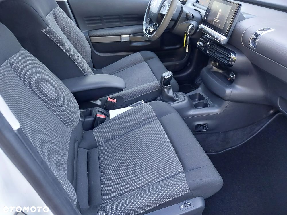 Citroën C4 Cactus - 11