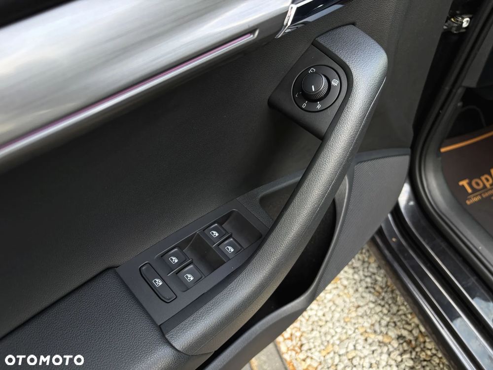 Skoda Octavia 2.0 TSI GPF Ambition DSG - 34