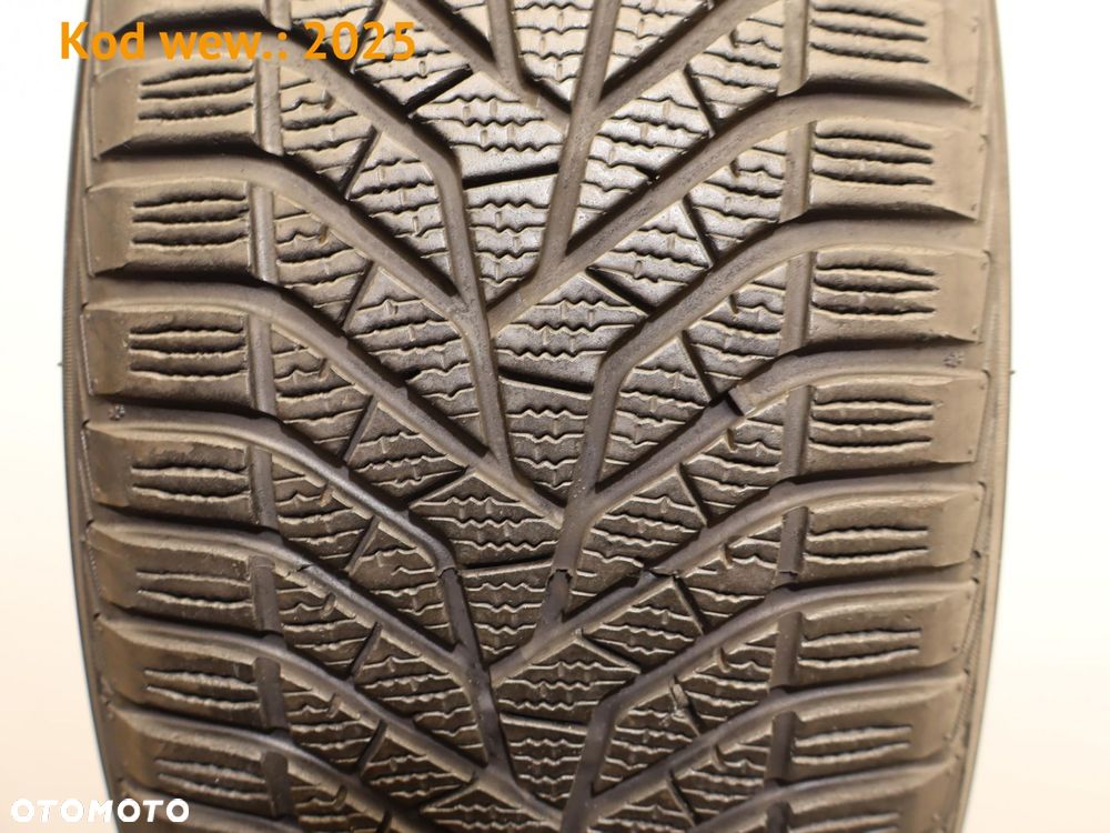 Yokohama BluEarth Winter V905 - 225/50 R17 - 7