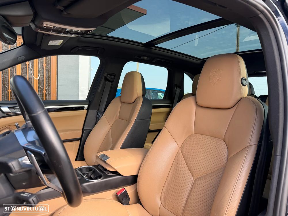 Porsche Cayenne 3.0 V6 - 41