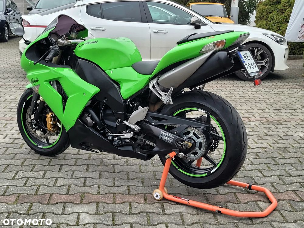 Kawasaki ZX - 16
