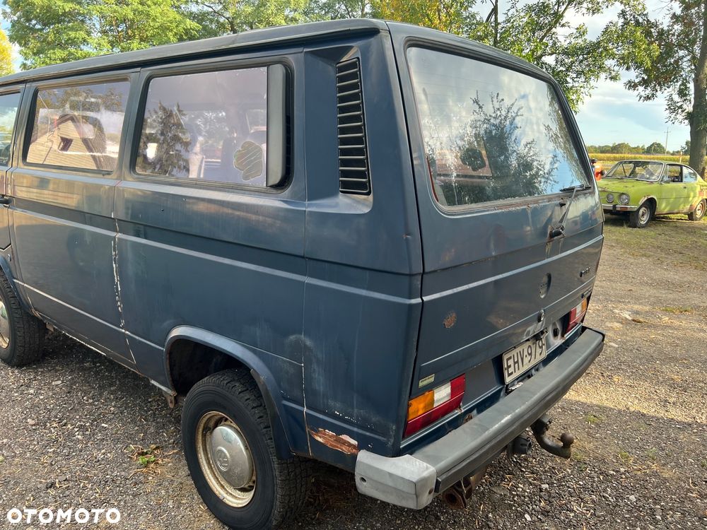 Volkswagen Caravelle - 32