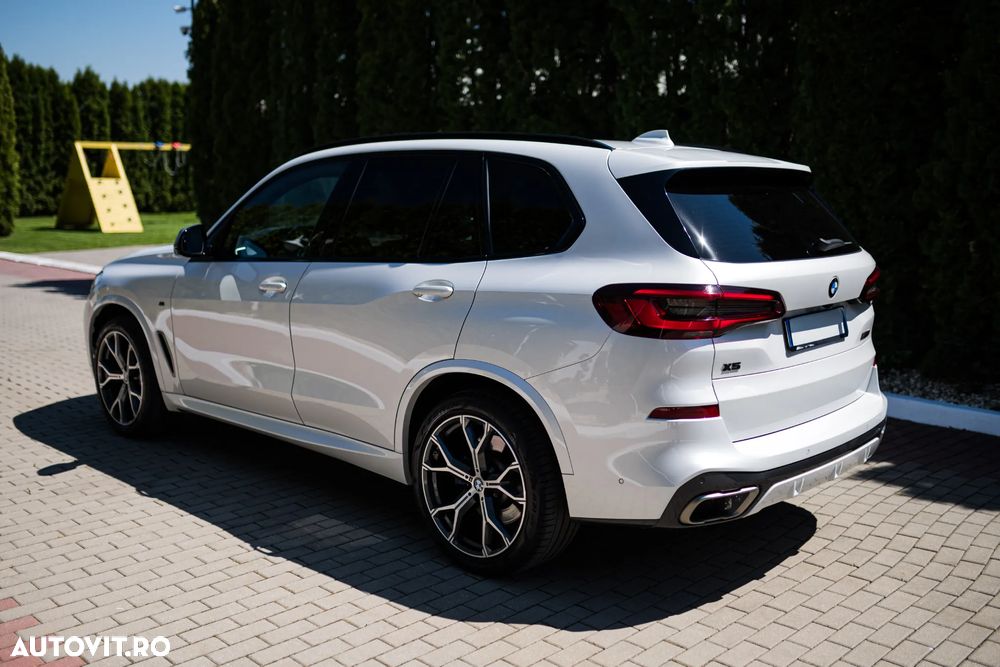 BMW X5 M M50d - 9