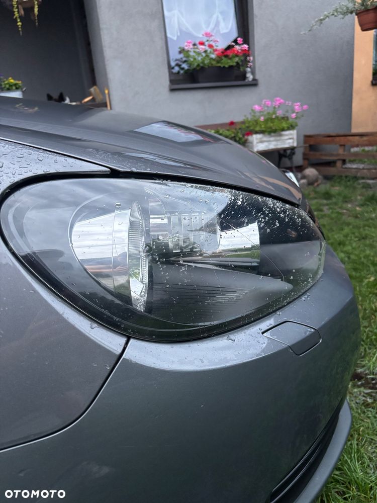 Volkswagen Golf 1.6 Highline - 11