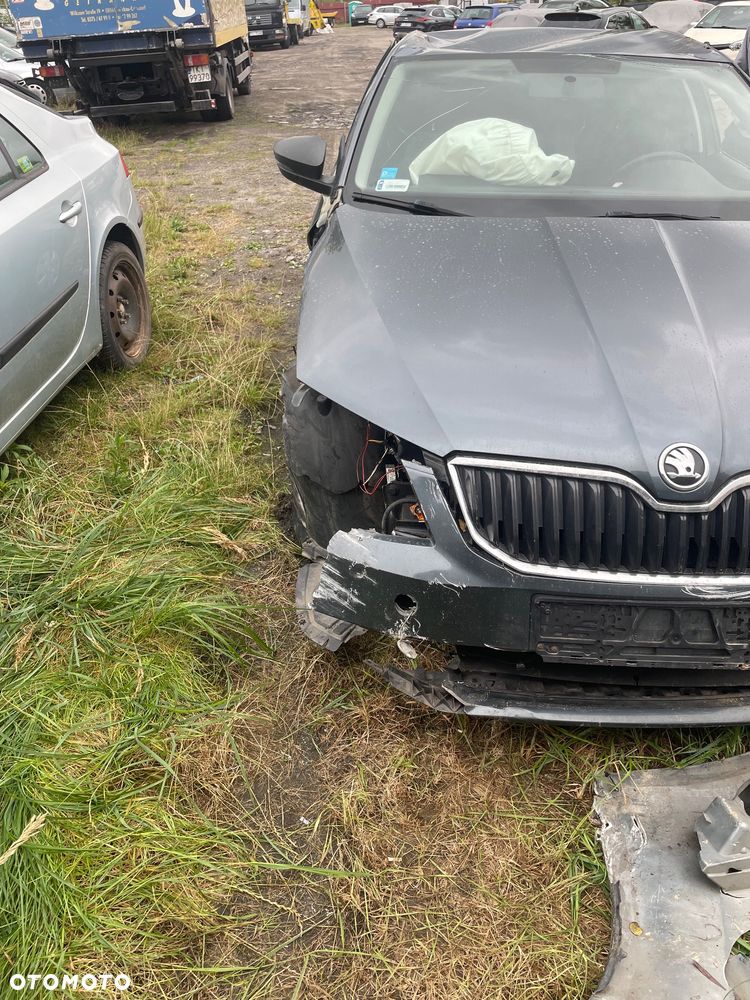 Skoda Octavia 1.6 TDI Active - 9