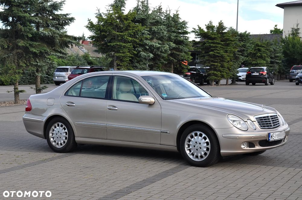 Mercedes-Benz Klasa E 320 Elegance - 11