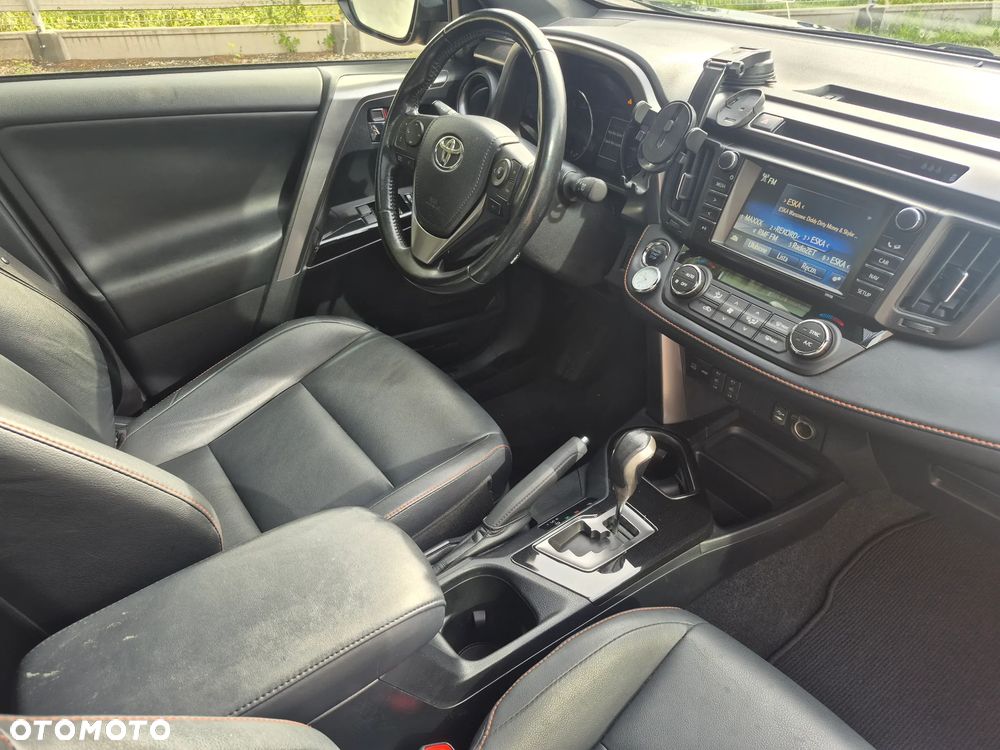 Toyota RAV4 - 15