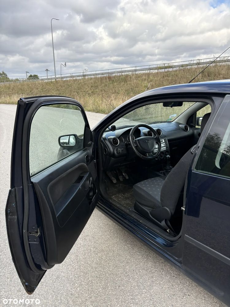 Ford Fiesta 1.3 - 4
