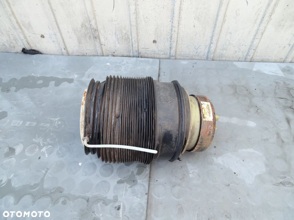 E KLASA W212 Poduszka zawieszenia miech prawy 2123204025 - 4