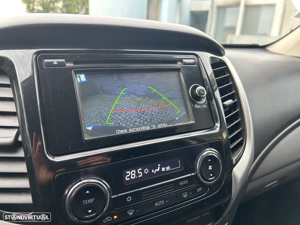 Mitsubishi L200 - 29