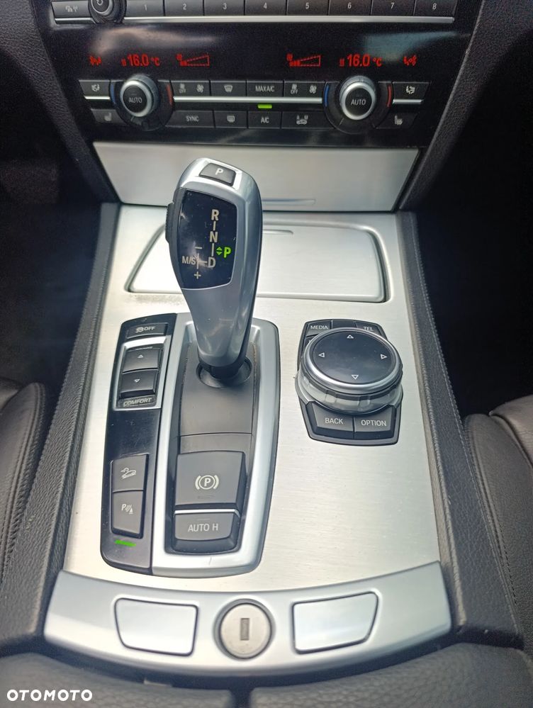 BMW Seria 7 750d xDrive Blue Performance Edition Exclusive - 14