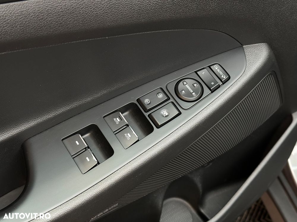 Hyundai Tucson 2.0 CRDI 4WD Automatik Premium - 26