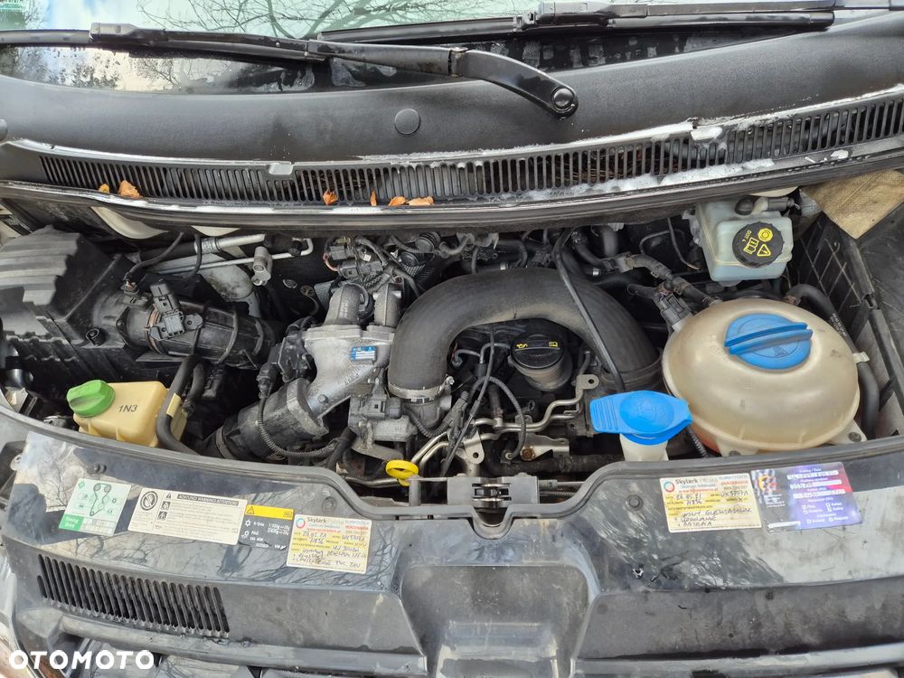 Volkswagen Multivan - 14