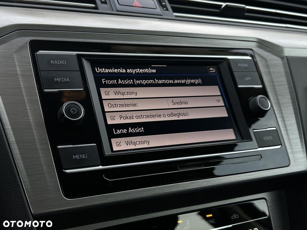 Volkswagen Passat 1.5 TSI EVO Essence DSG - 24