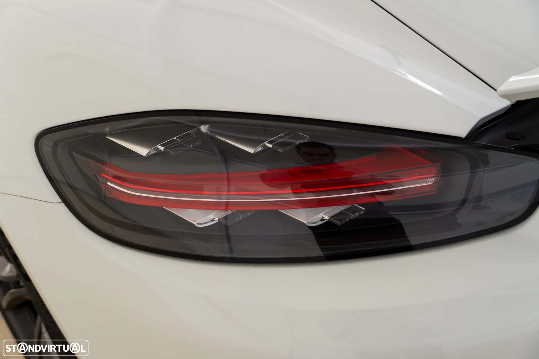 Porsche 718 Cayman T - 15