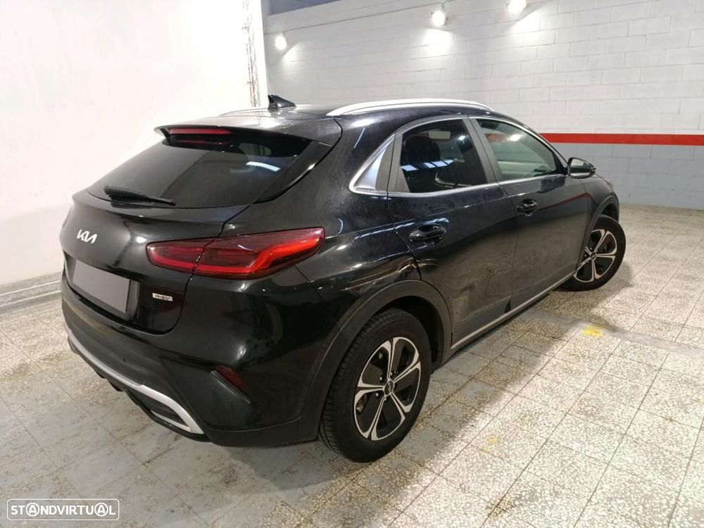 Kia XCeed 1.6 GDi PHEV Drive - 3