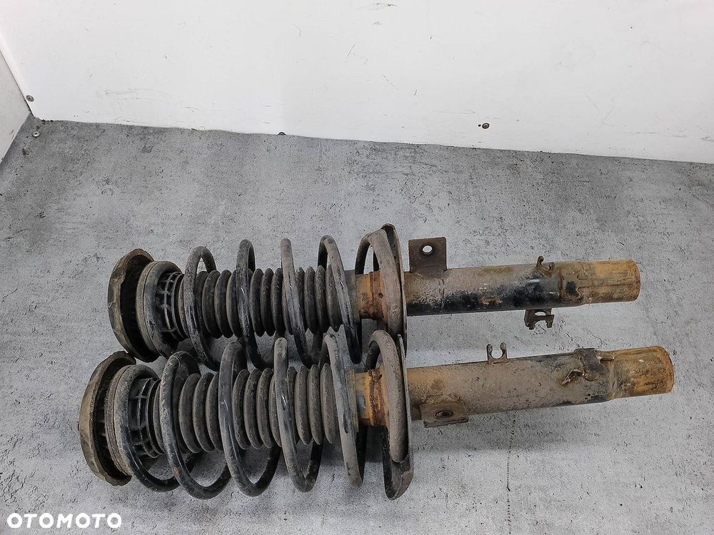 AMORTYZATORY PRZÓD KOMPLET CITROEN C3 II 315446  315445  1.4 HDI - 4