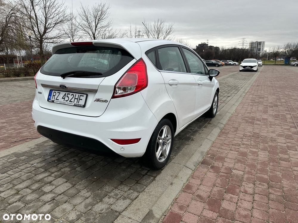 Ford Fiesta 1.0 EcoBoost SYNC Edition - 4
