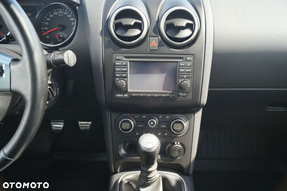 Nissan Qashqai+2 - 25