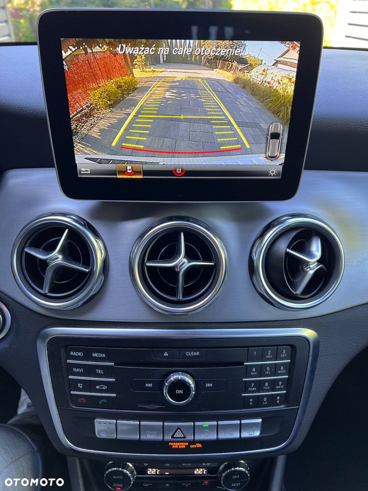Mercedes-Benz GLA 200 7G-DCT AMG Line - 11