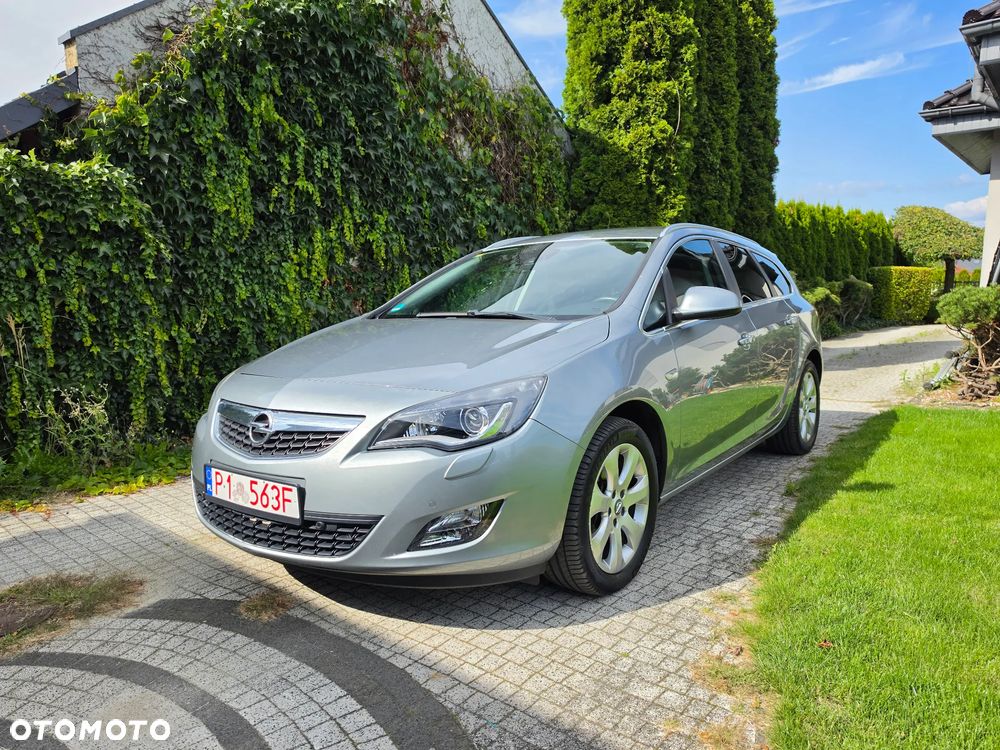 Opel Astra 1.7 CDTI DPF Innovation - 1