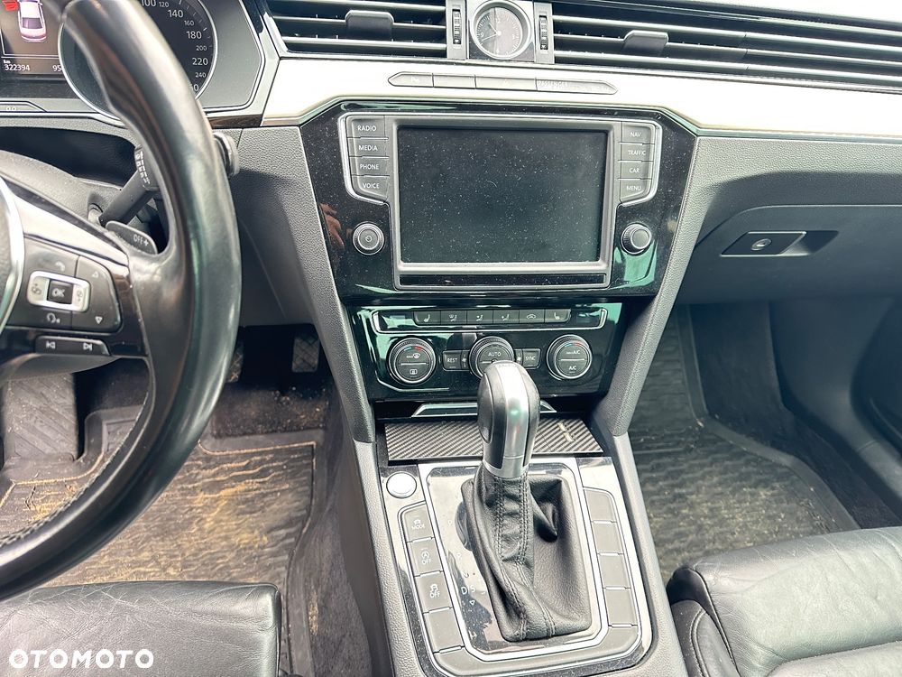Volkswagen Passat 2.0 TDI BMT Highline DSG - 9