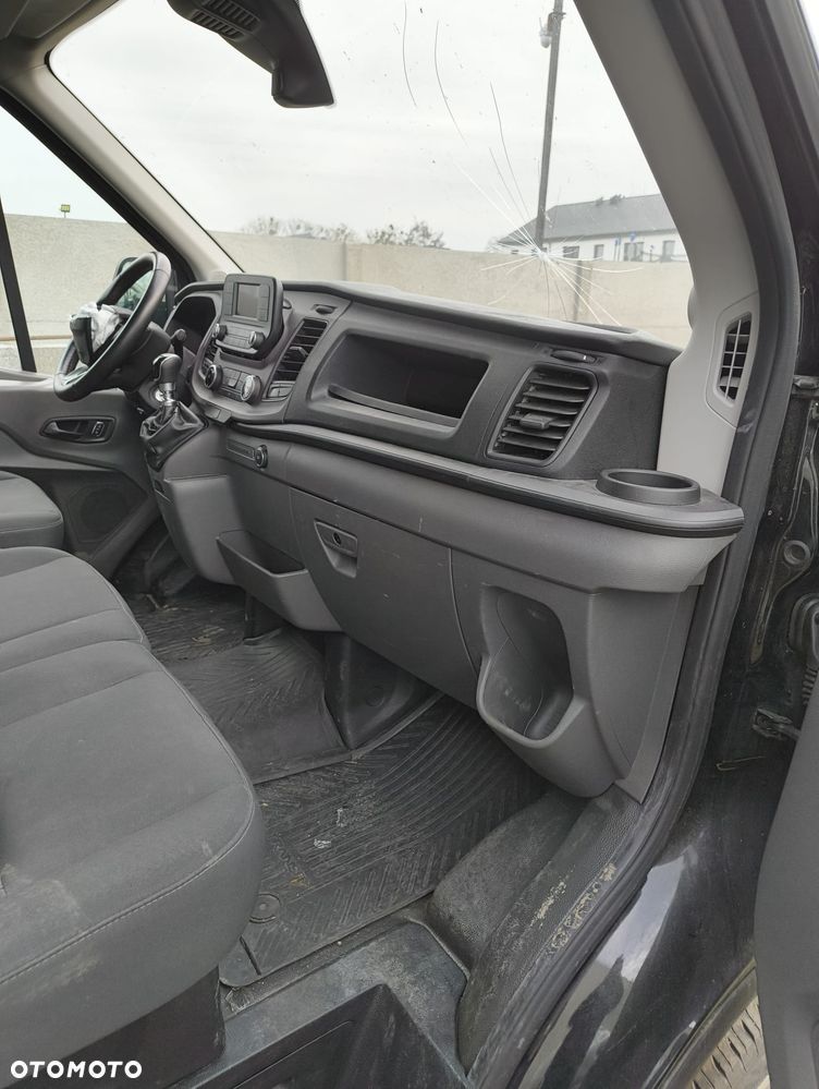Ford Transit - 20