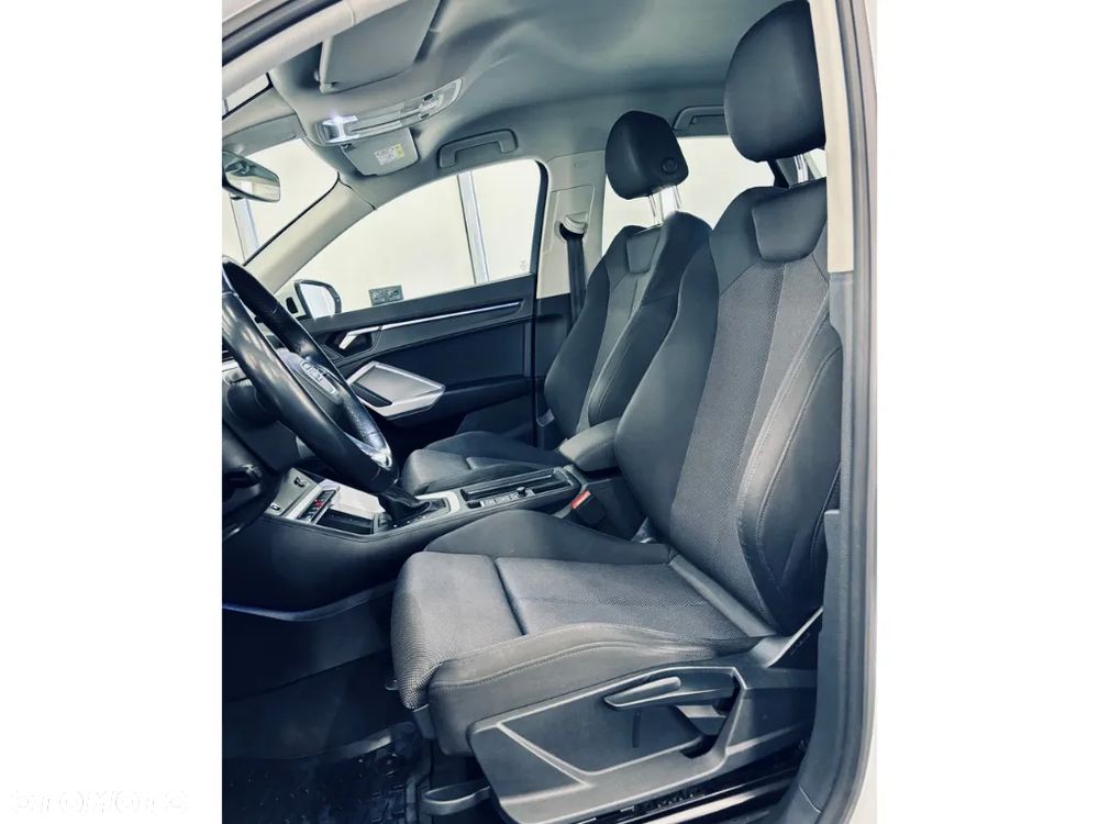 Audi Q3 Sportback - 8