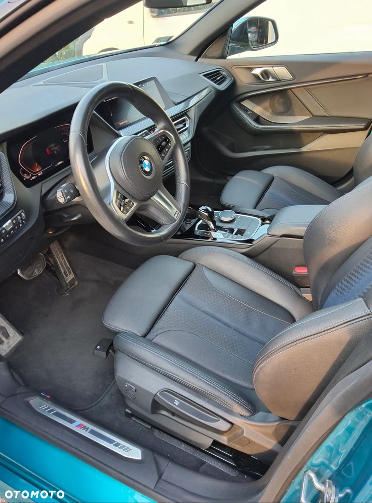 BMW Seria 2 218i M Sport - 9
