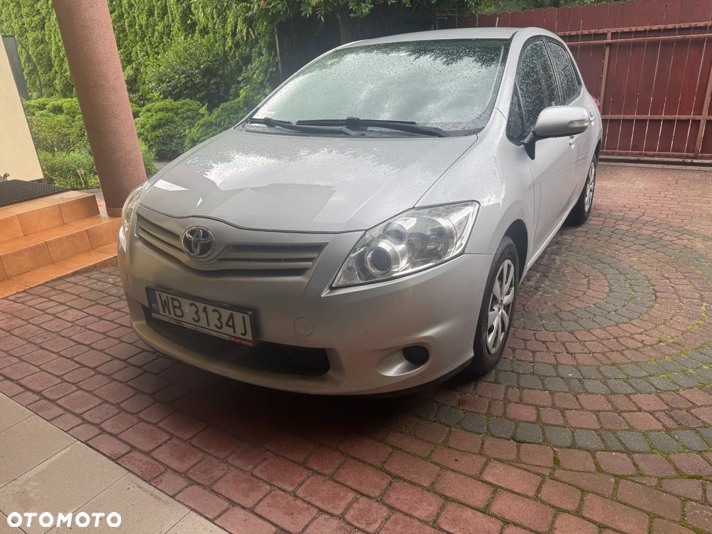 Toyota Auris 1.33 Dual-VVT-i - 3