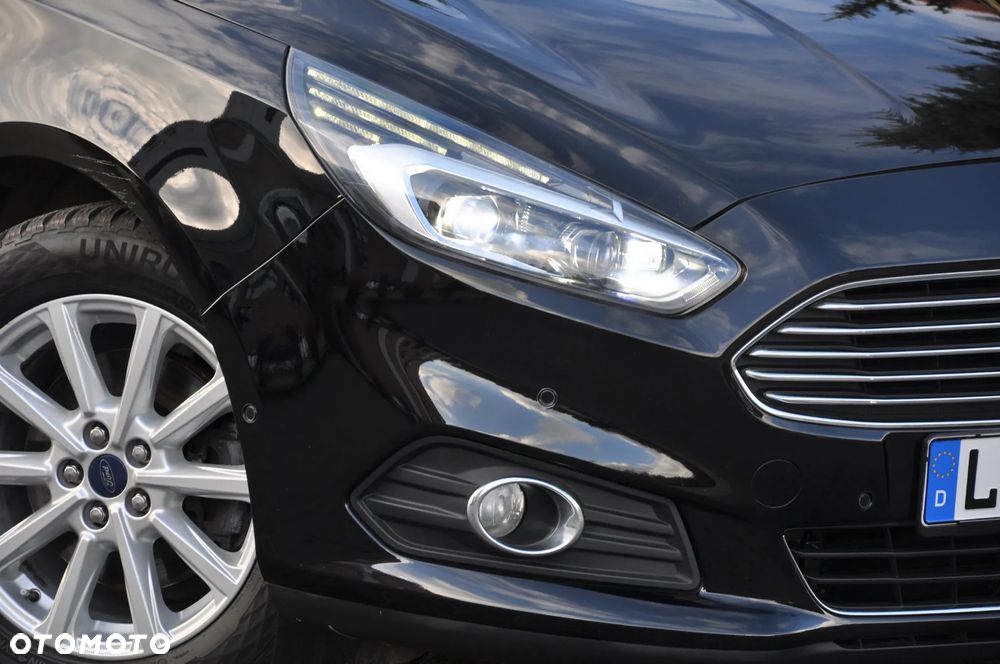 Ford S-Max 2.0 TDCi 4WD Titanium PowerShift - 6