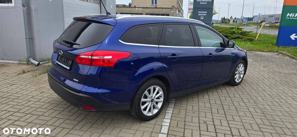 Ford Focus 1.0 EcoBoost Titanium - 8