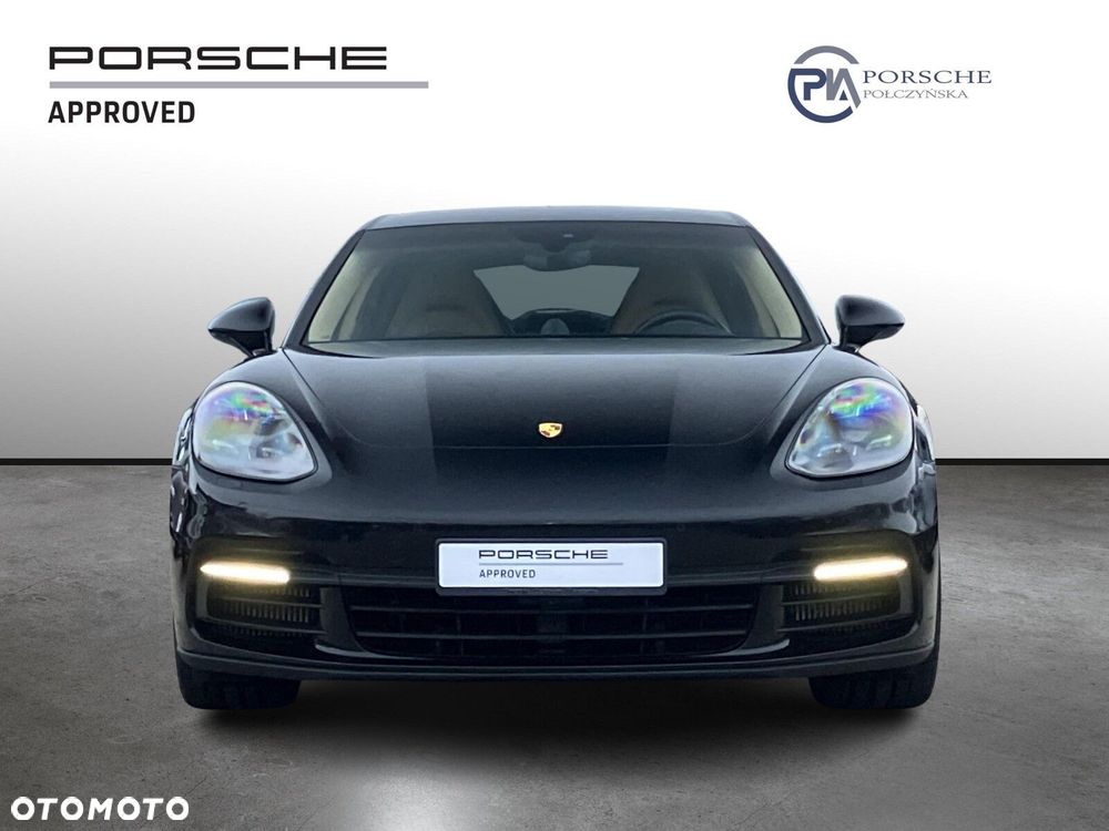 Porsche Panamera - 8