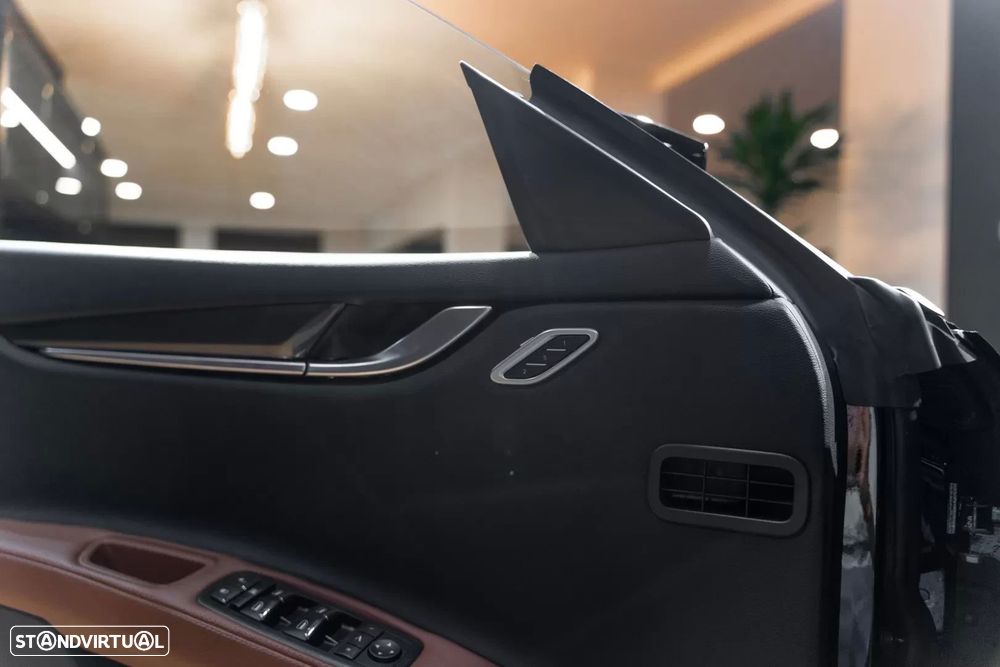 Maserati Ghibli — fotografia 21